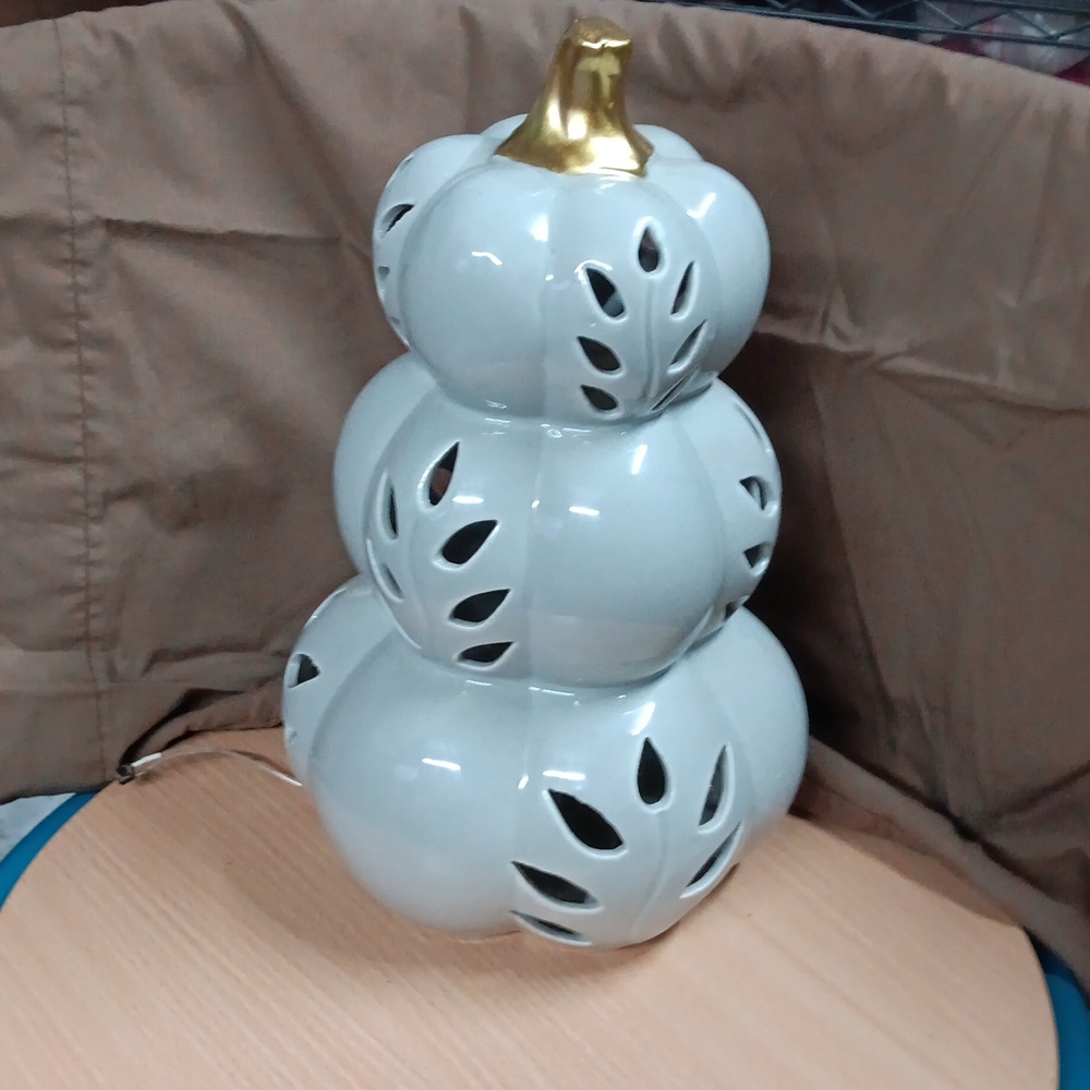 Ceramic Gray Three stack pumpkin 🎃
